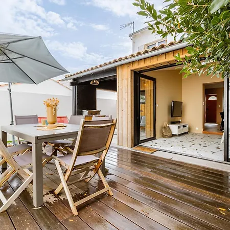 Villa Marilou A *
